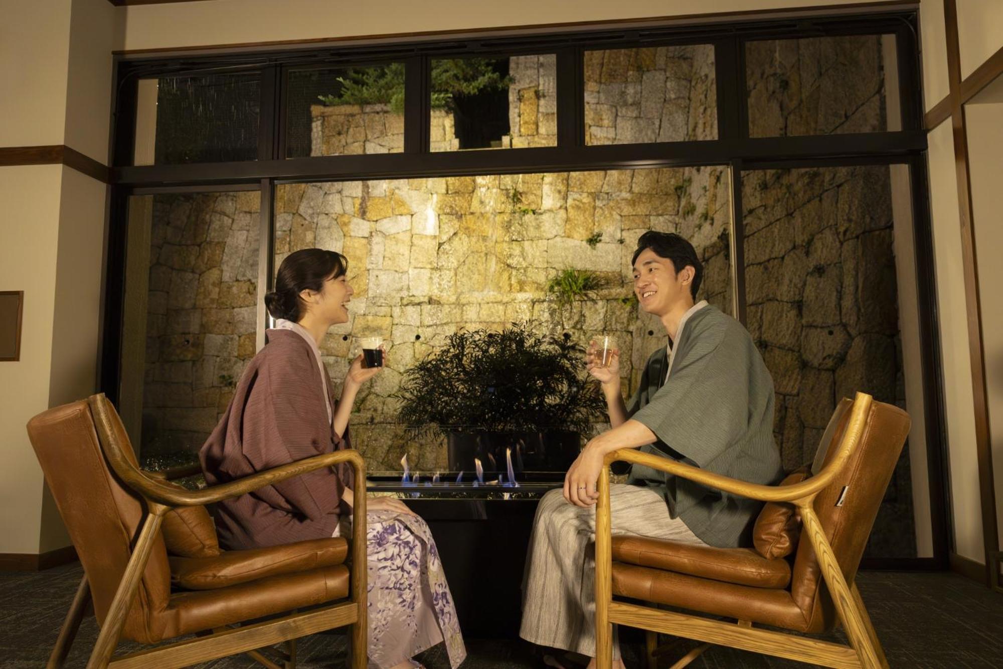 Ooedo Onsen Monogatari Premium Gero Honkan Экстерьер фото