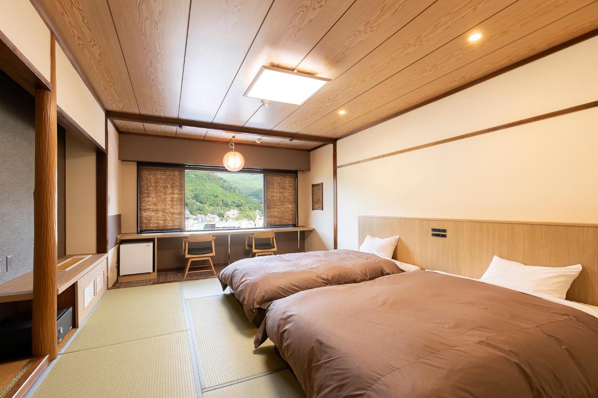 Ooedo Onsen Monogatari Premium Gero Honkan Экстерьер фото